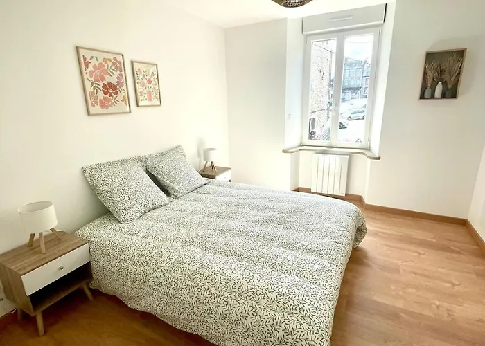 Les Cles De Saint-pierre Saint-Pierre-Eglise